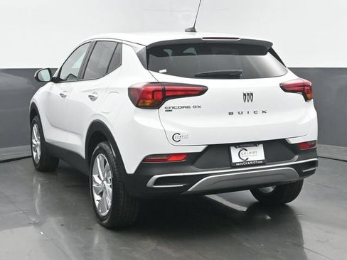 Used 2024 Buick Encore GX Preferred AWD/4WD image 4