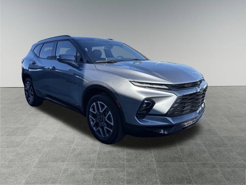 Used 2025 Chevrolet Blazer RS image 8