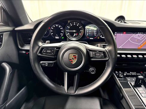 Used 2021 Porsche 911 Carrera RWD image 17