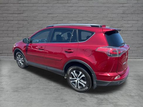 Used 2018 Toyota RAV4 LE w/ All Weather Liner Package AWD/4WD image 3