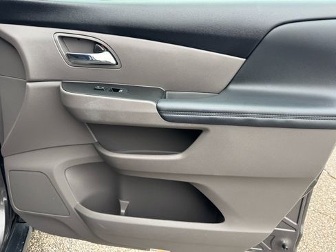Used 2017 Honda Odyssey EX-L image 26