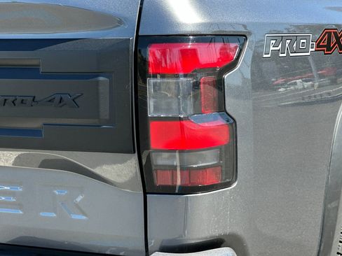 Used 2026 Nissan Frontier PRO-4X AWD/4WD image 23