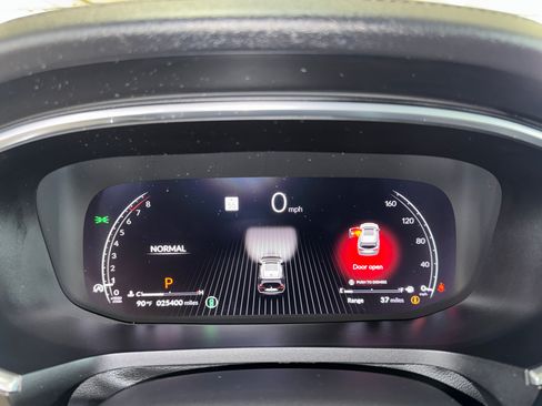 Used 2023 Acura MDX SH-AWD w/ Technology Package image 27