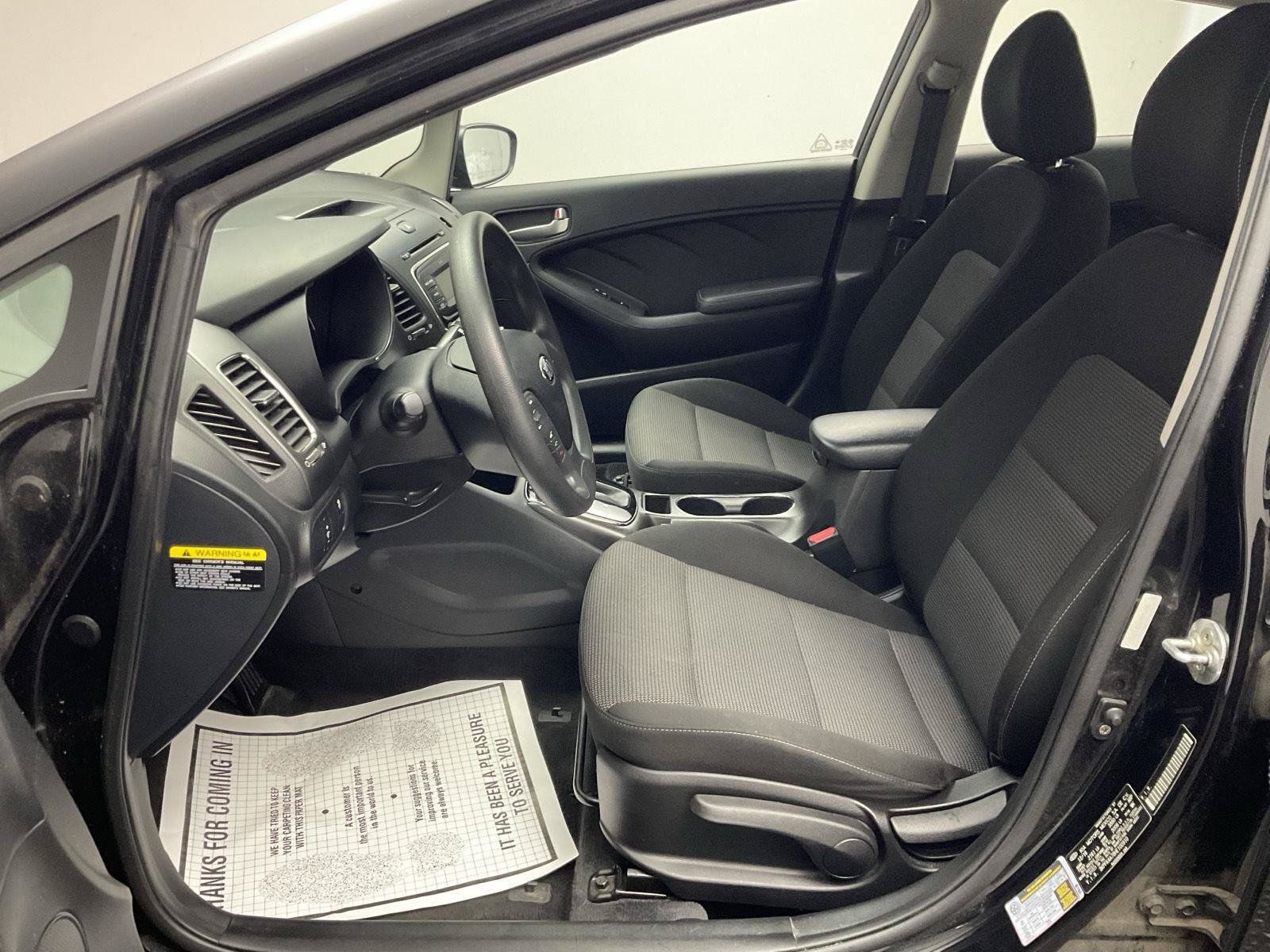 Used 2017 Kia Forte LX FWD image 12