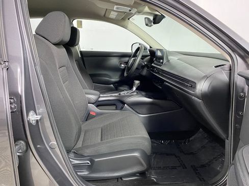 Used 2025 Honda HR-V LX image 8