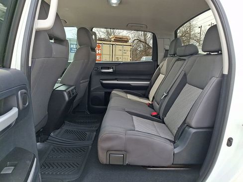 Used 2015 Toyota Tundra SR5 w/ SR5 Upgrade Package image 15