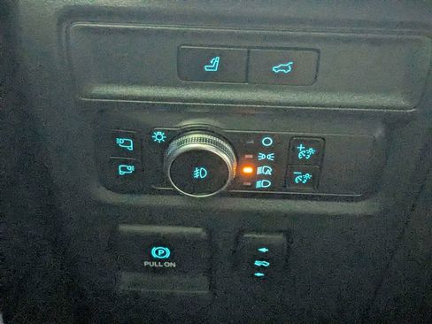 Used 2022 Ford Expedition Platinum image 24