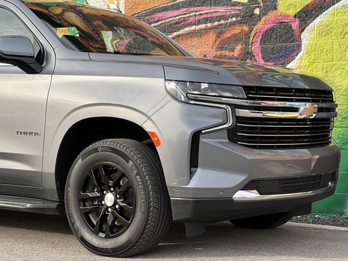 Used 2021 Chevrolet Tahoe LT w/ Luxury Package image 42