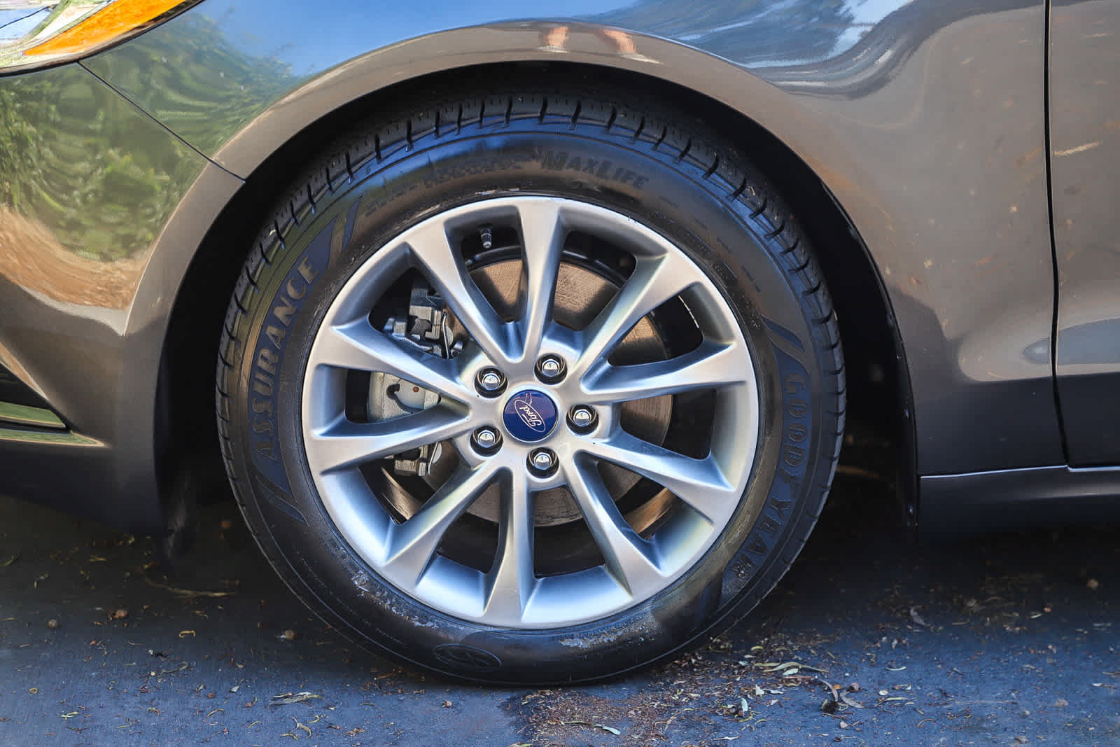 Used 2017 Ford Fusion S FWD image 9