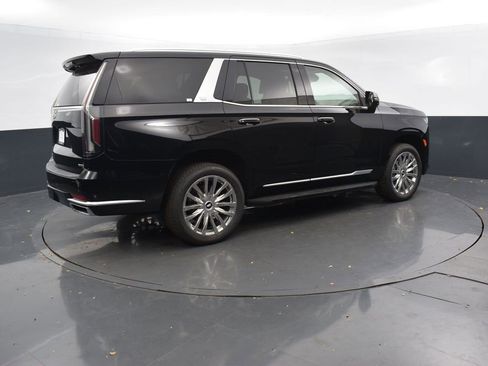 Used 2021 Cadillac Escalade Premium Luxury image 6