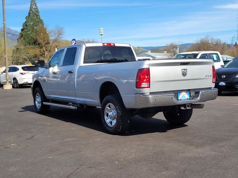 Used 2018 RAM 2500 Tradesman w/ Chrome Appearance Group image 7