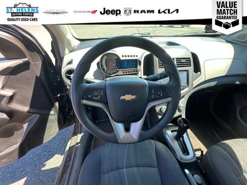 Used 2015 Chevrolet Sonic LT FWD image 10