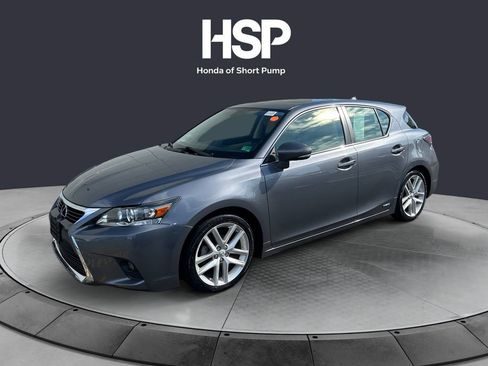 Used 2016 Lexus CT 200h w/ Navigation Package FWD image 1