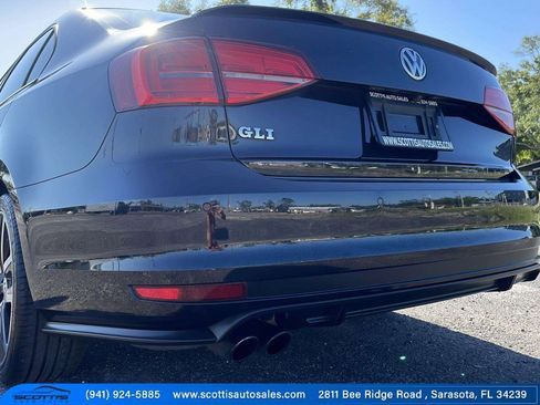 Used 2018 Volkswagen Jetta GLI FWD image 14