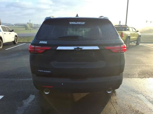 Used 2023 Chevrolet Traverse LT image 4