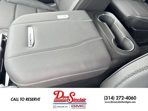New 2026 GMC Yukon XL Denali w/ Denali Reserve Package AWD/4WD image 21