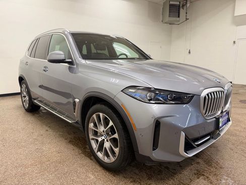 Used 2024 BMW X5 xDrive40i image 10