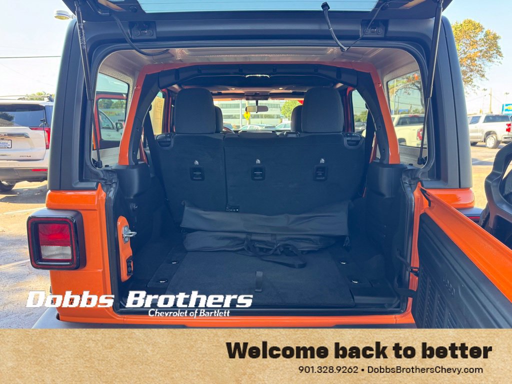Used 2025 Jeep Wrangler Unlimited Sport AWD/4WD image 40