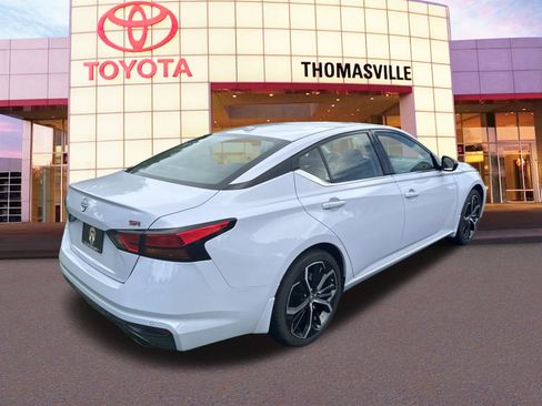 Used 2024 Nissan Altima 2.5 SR image 5