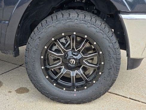 Used 2025 RAM 1500 Big Horn AWD/4WD image 10