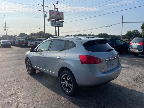 Used 2015 Nissan Rogue S w/ Convenience Package AWD/4WD image 7