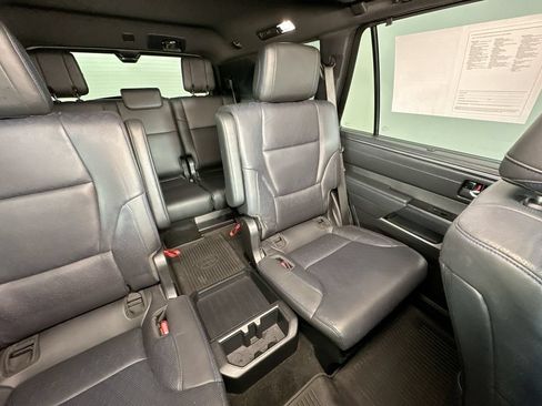 Used 2024 Toyota Sequoia Platinum AWD/4WD image 14