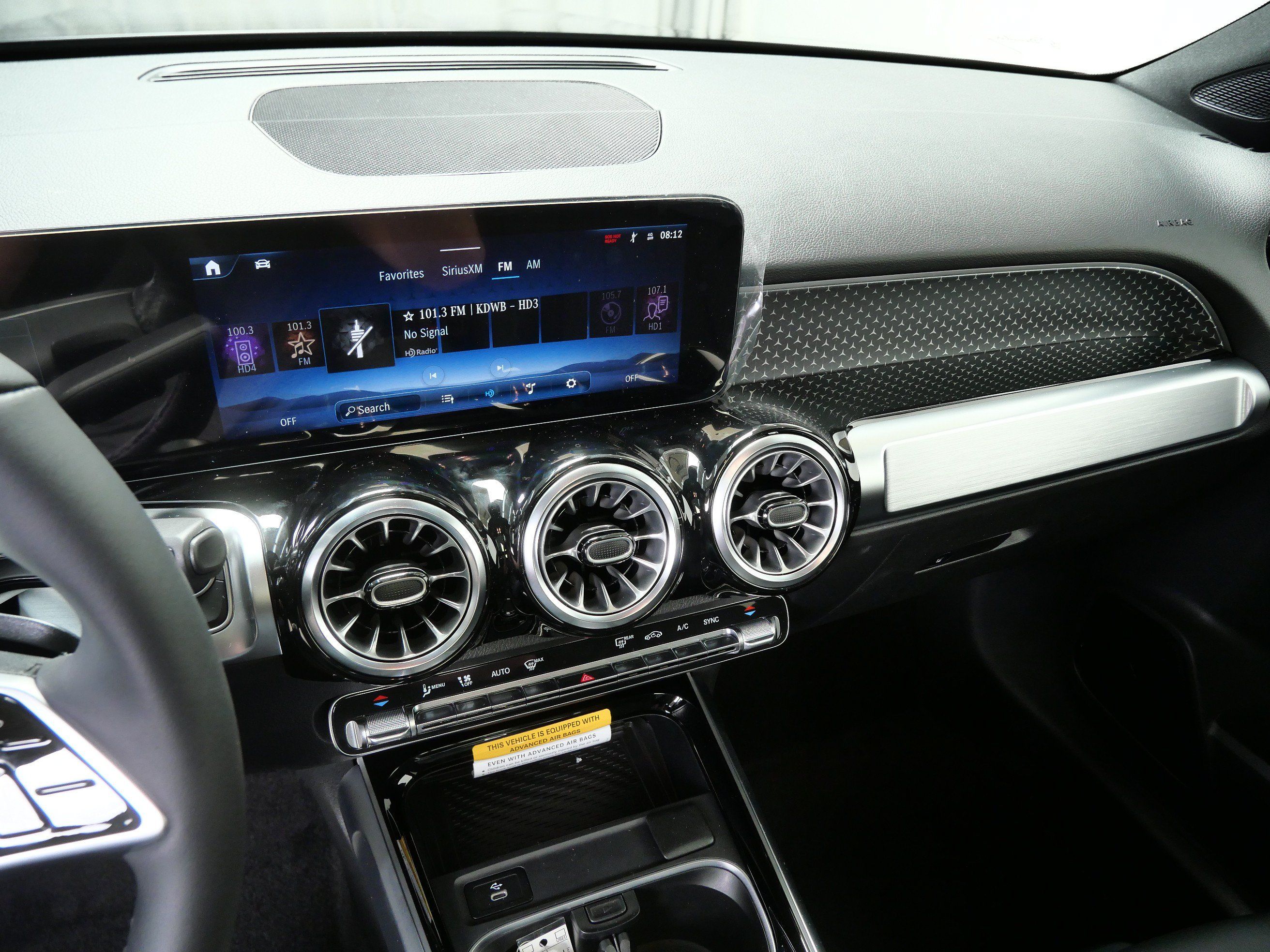New 2026 Mercedes-Benz GLB 250 4MATIC image 10