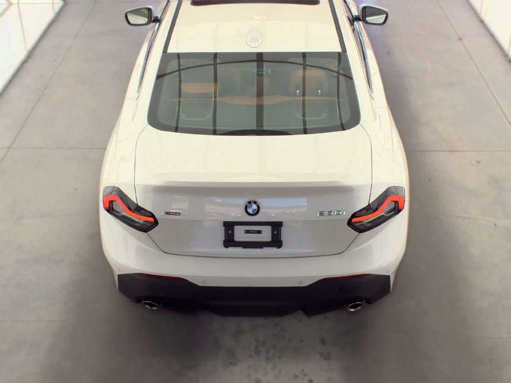 Used 2026 BMW 230i xDrive Coupe w/ Premium Package AWD/4WD image 6
