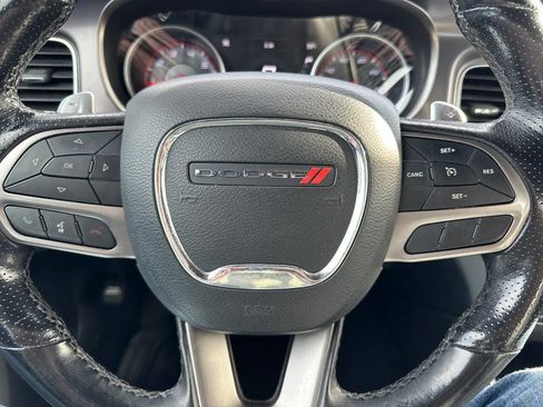 Used 2020 Dodge Charger SXT w/ Plus Group image 18