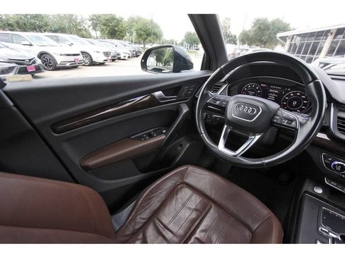 Used 2018 Audi Q5 2.0T Premium AWD/4WD image 9