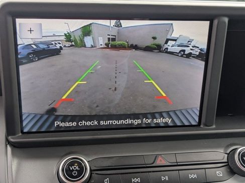 Used 2022 Ford Maverick XL image 12