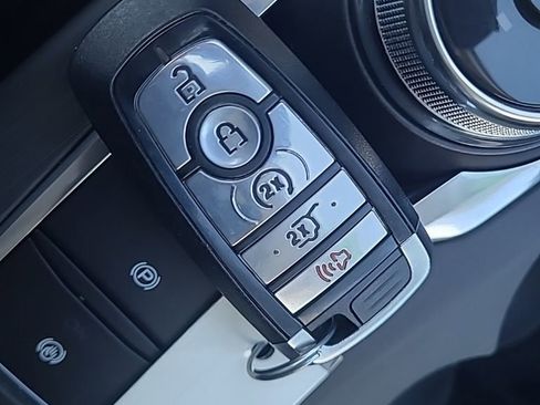 Used 2022 Ford Escape SE w/ Convenience Package image 27