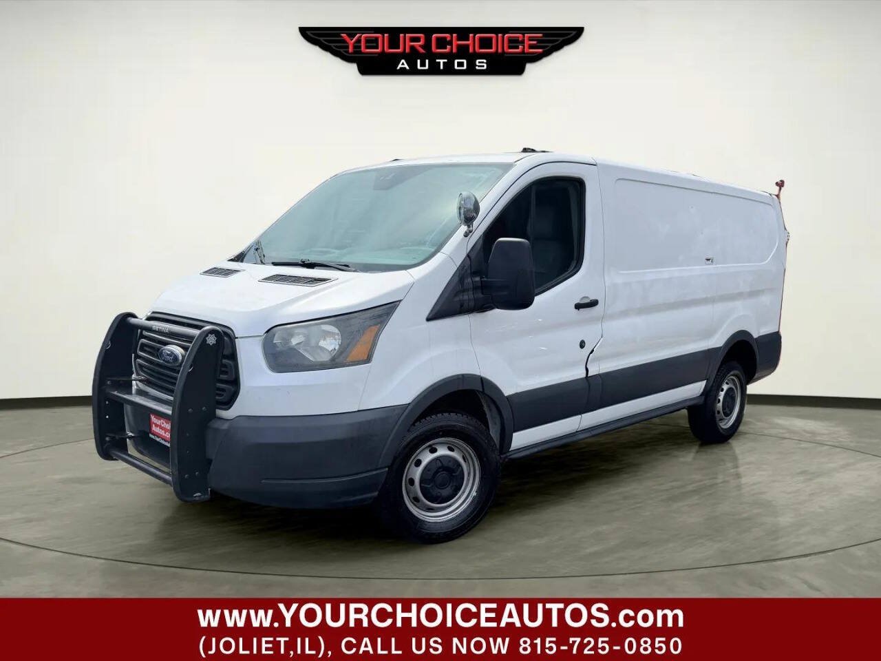 Used 2016 Ford Transit 250 130 Low Roof RWD image 1