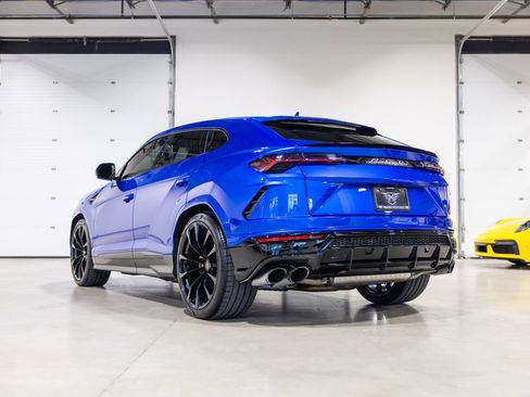 Used 2022 Lamborghini Urus image 6