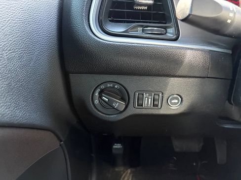 Used 2019 Dodge Challenger R/T RWD image 23
