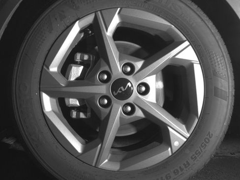 Used 2025 Kia K4 FWD image 12