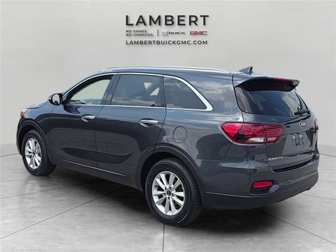 Used 2019 Kia Sorento FWD w/ LX Convenience Package image 3