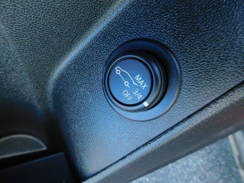 Used 2022 Chevrolet Equinox LT image 30