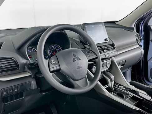 New 2024 Mitsubishi Eclipse Cross LE image 4