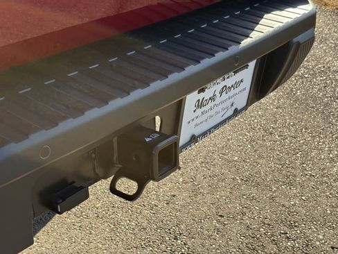 New 2025 Ford Maverick XLT image 12