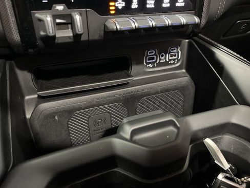 Used 2023 RAM 1500 Limited AWD/4WD image 29