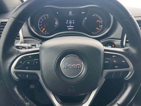 Used 2022 Jeep Grand Cherokee Limited w/ Trailer Tow Group IV image 21