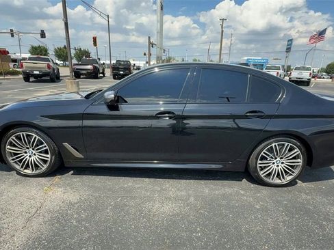 Used 2020 BMW M550i xDrive image 5