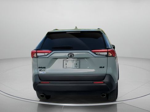 Used 2022 Toyota RAV4 XLE w/ Convenience Package FWD image 24