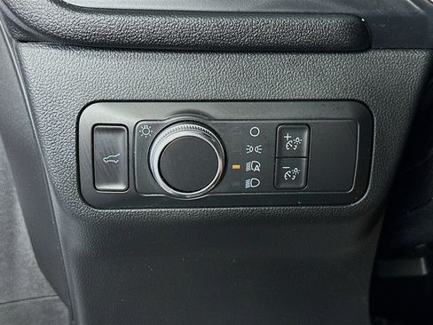 Used 2022 Ford Escape SE w/ Convenience Package FWD image 10