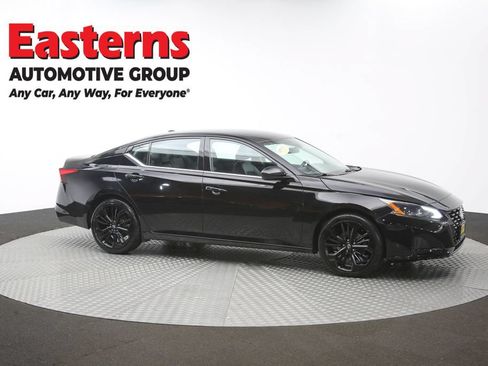 Used 2024 Nissan Altima 2.5 SR FWD image 48