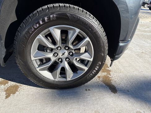 Used 2019 Chevrolet Silverado 1500 RST w/ All-Star Edition image 9