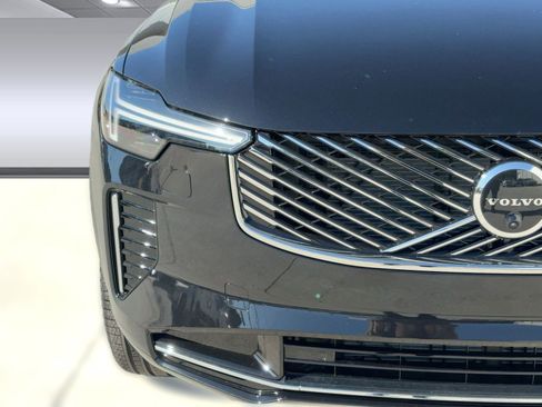 New 2026 Volvo XC90 B6 Ultra w/ Protection Package image 10