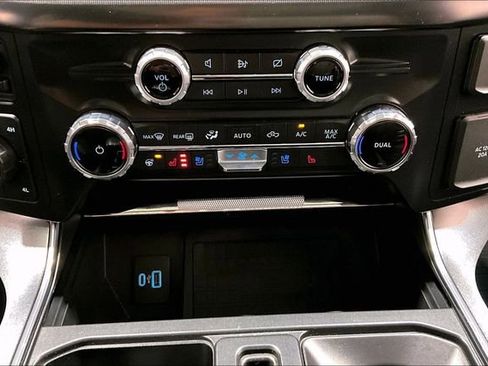 Used 2022 Ford F150 Platinum w/ Equipment Group 701A High image 17