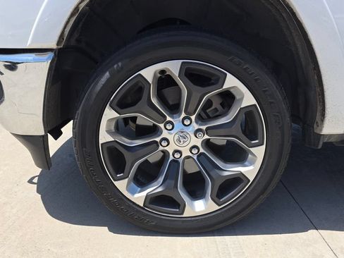 Used 2022 RAM 1500 Limited AWD/4WD image 10